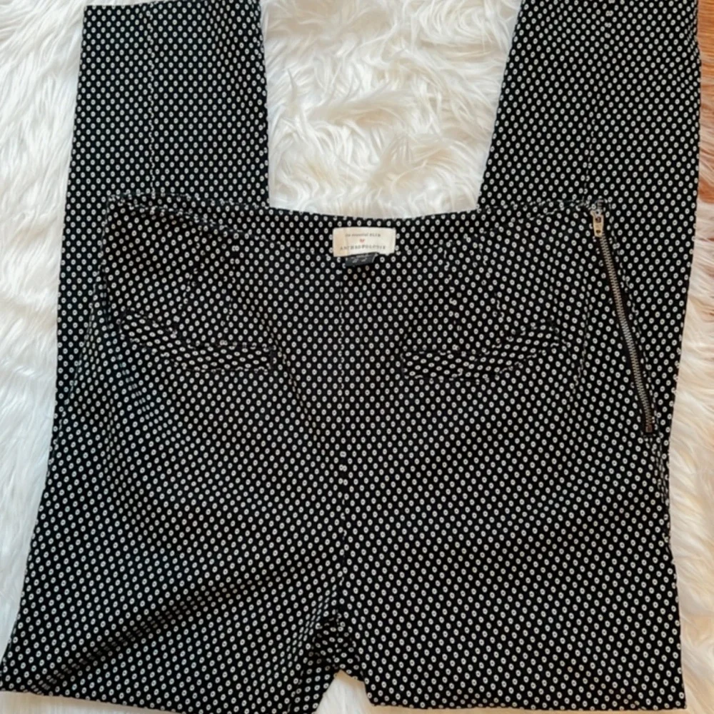 NWOT Anthropologie the essential slim pants - Picture 3 of 9
